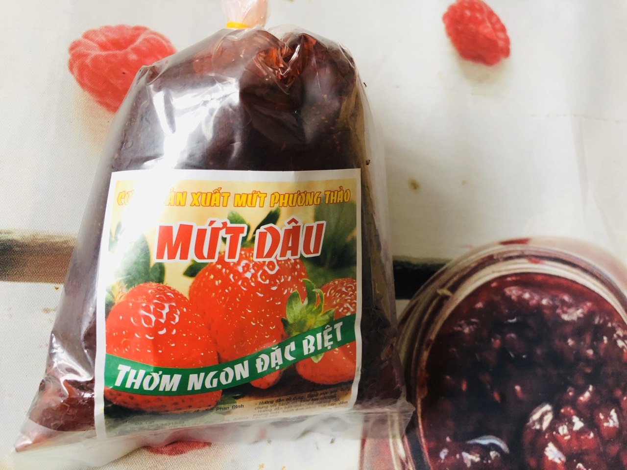 500g mứt dâu Đà Lạt (ăn với sanwich, làm bánh, pha nước)