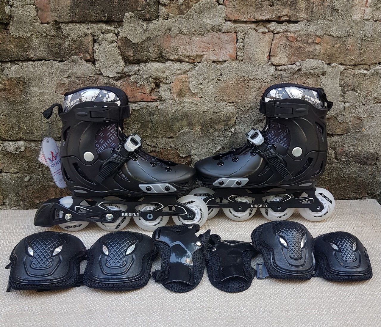 Giày Patin Trẻ Em Tặng Kèm Bảo Hộ 6 món