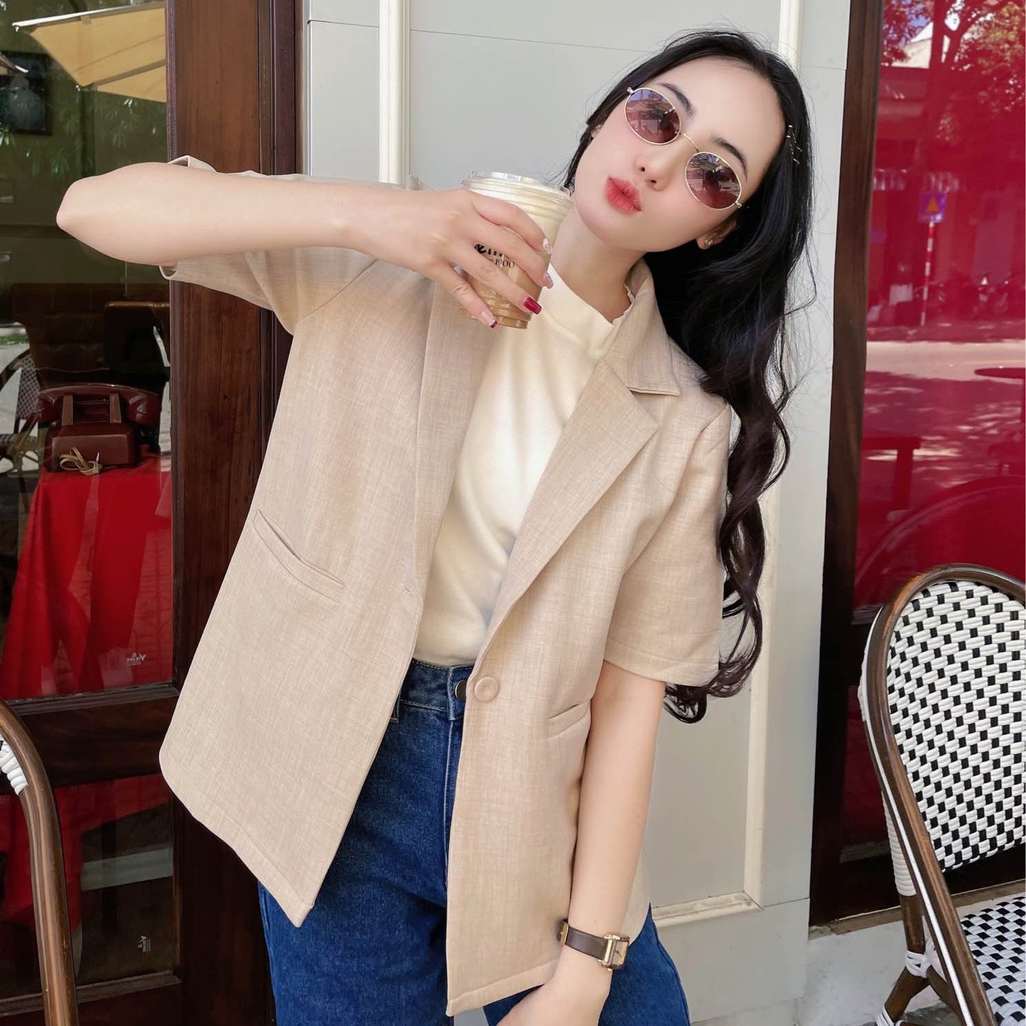 Áo blazer nữ ngắn tay có túi Trendy short blazer Maxy Workshop