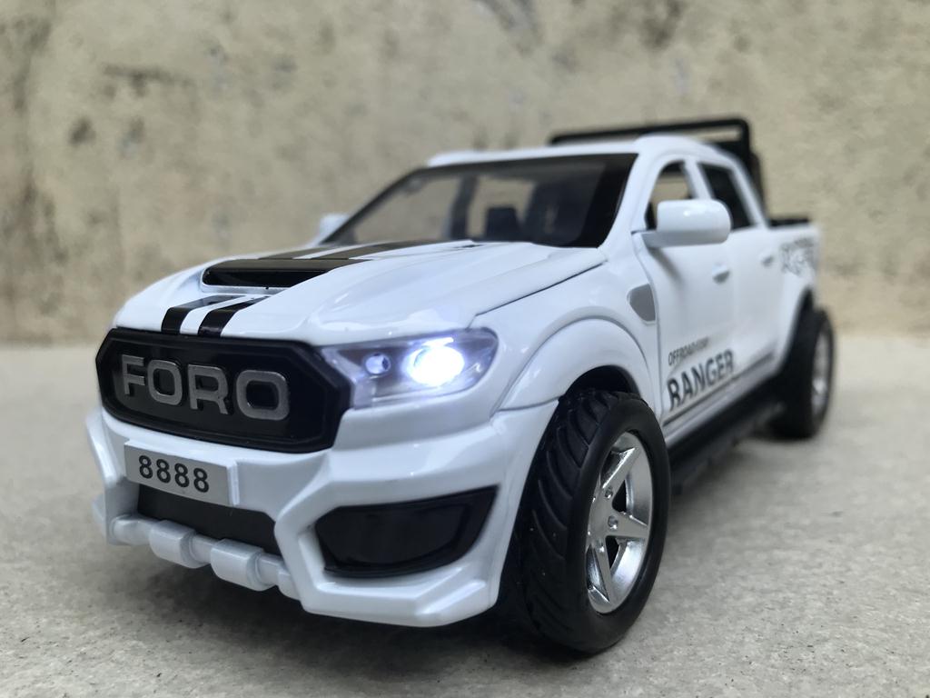 Mô hình xe PICKUP FORD Ranger Raptor 2021 1:32