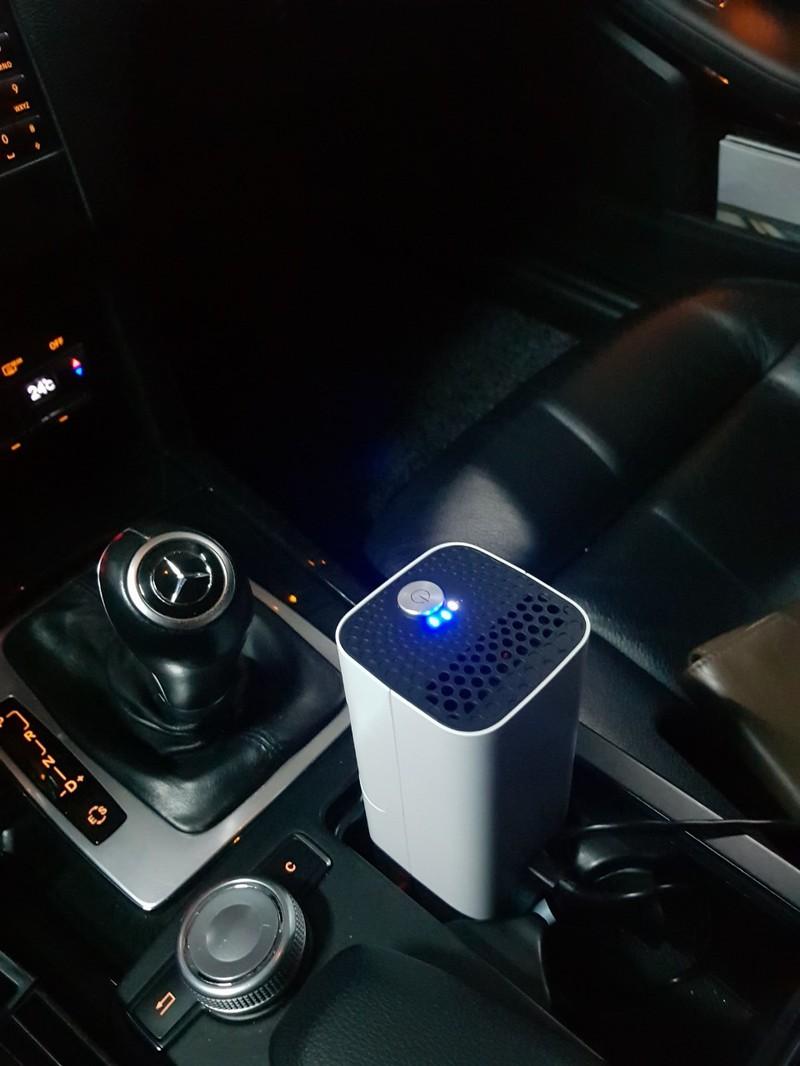 Máy lọc không khí ô tô BONECO P50 tích hợp khuếch tán tinh dầu