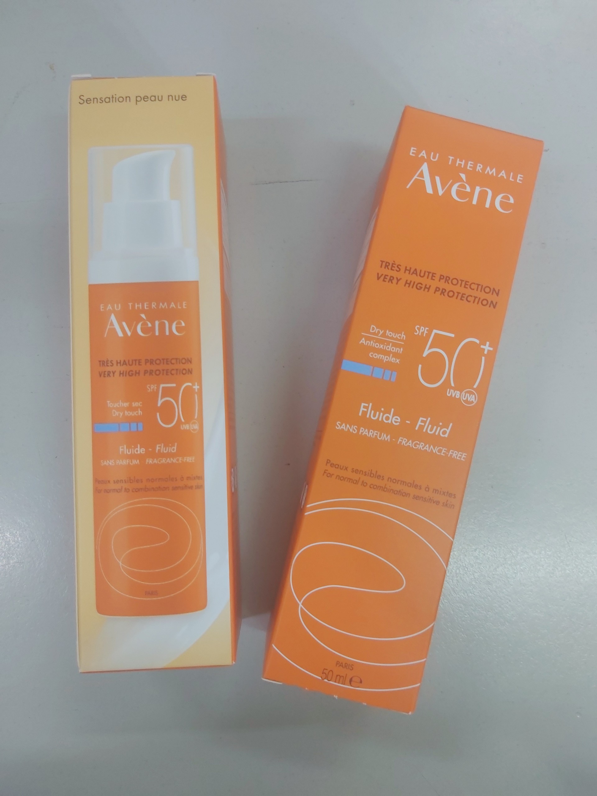 Kem chống nắng avene very high protection fluide dành cho da nhạy cảm