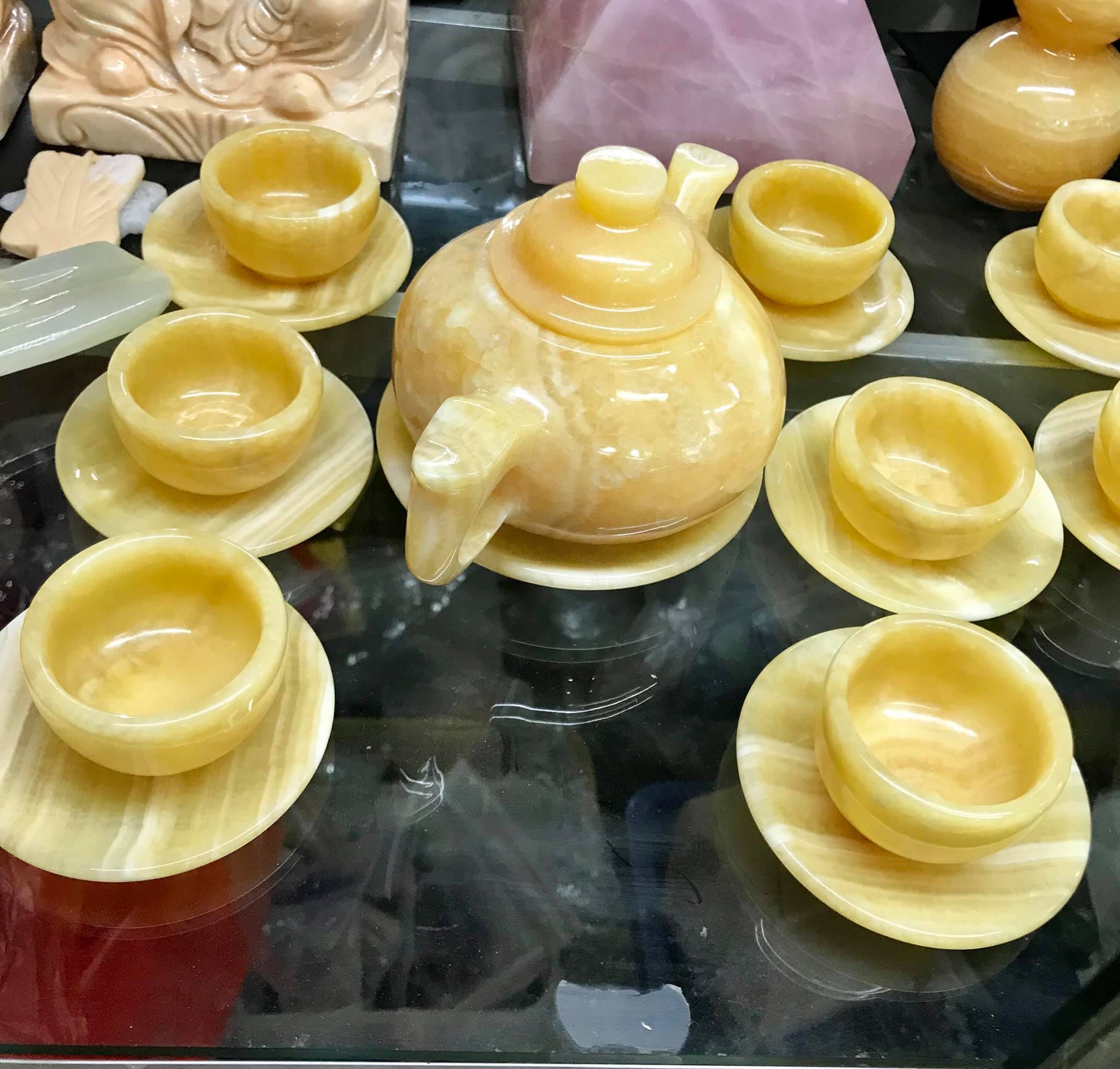 Bộ ấm trà đá ngọc Hoàng Long (Đá tự nhiên 100%)