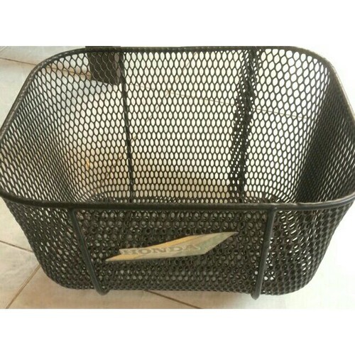 RỔ TRƯỚC XE MÁY CUB 50 - DREAM