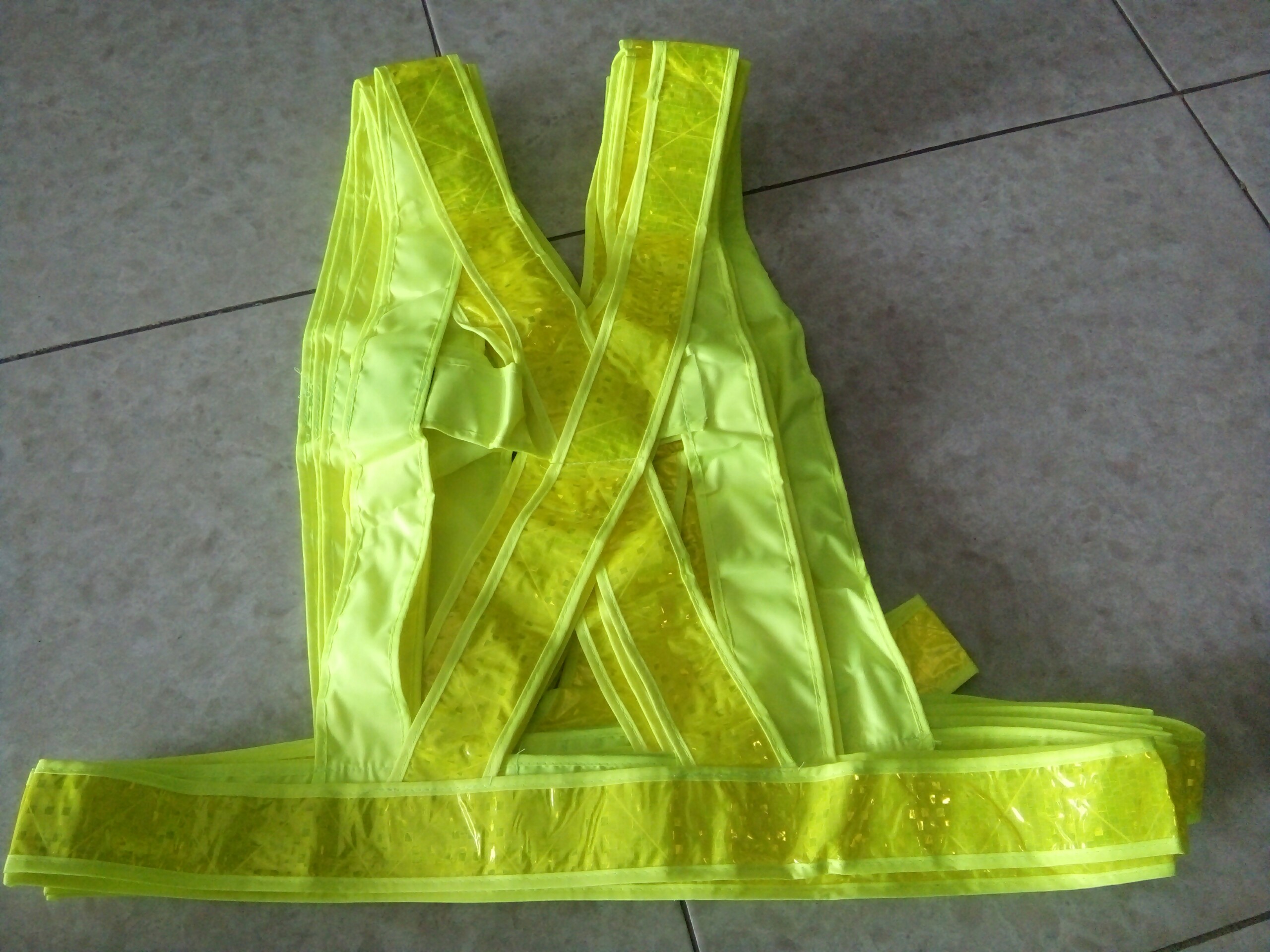 Dây phản quang màu xanh chuối bền màu