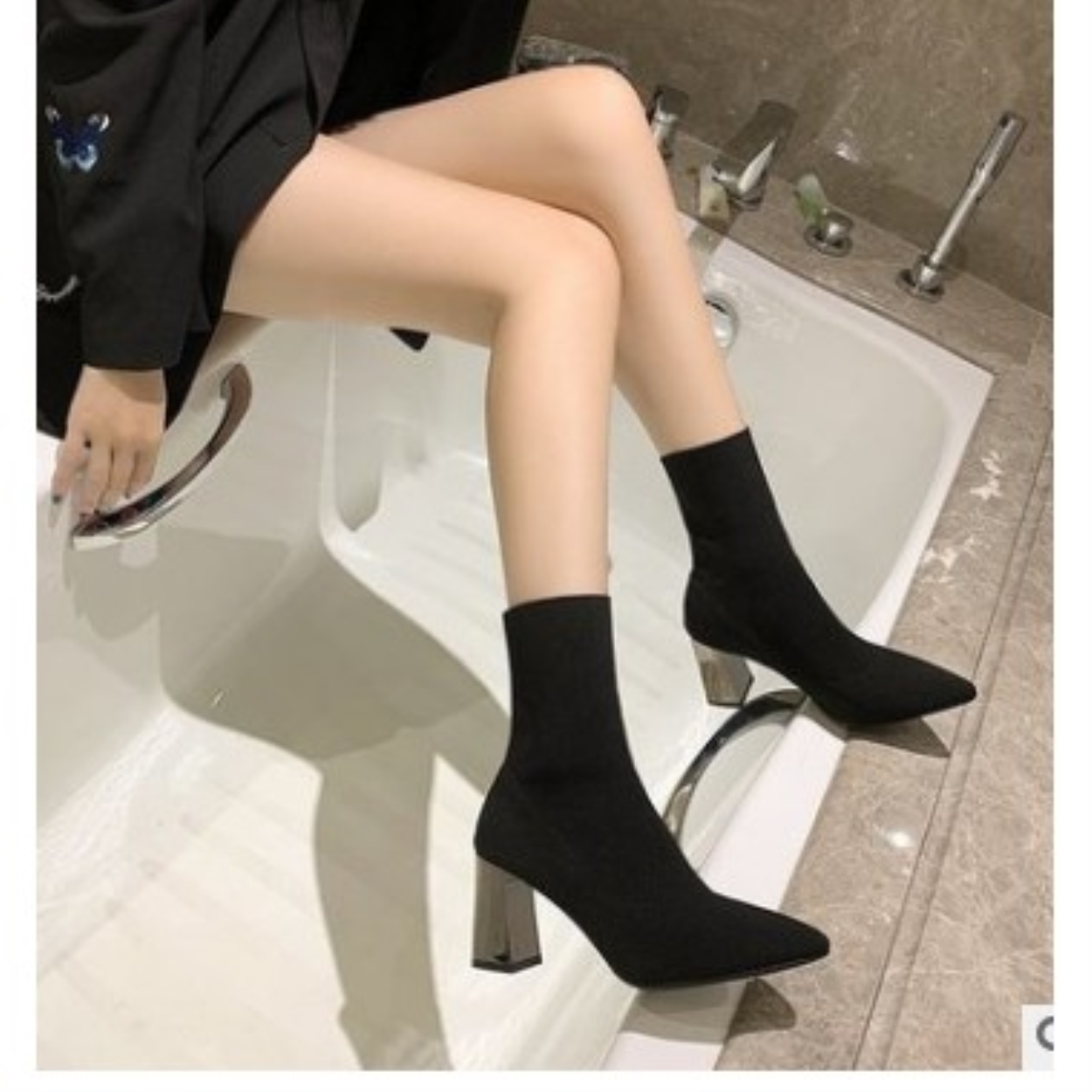 ▫✉◙  Boot nữ cao cổ boot Len Cổ Lửng Gót Trụ Bạc Tráng Gương Cao 7 phân Hàng Quảng Châu