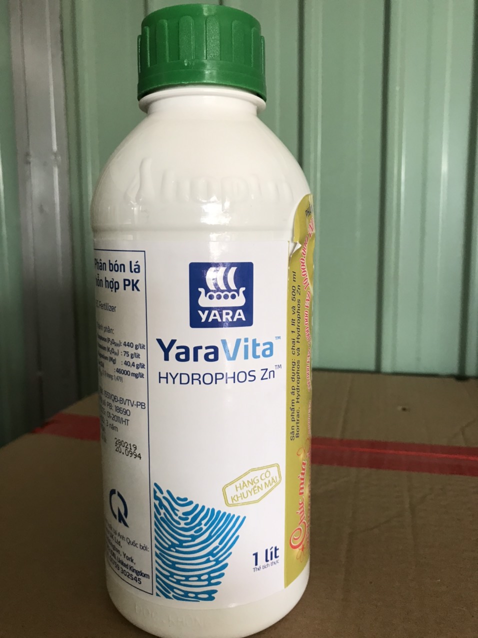 Phân bón lá HỢP TRÍ YARA VITA HYDROPHOS Zn 1 LÍT.