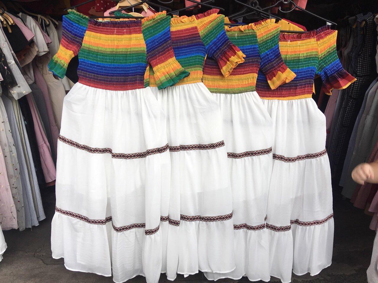 [HCM]Đầm trễ vai 7 sắc cầu vòng bo ngực vải dày dặn