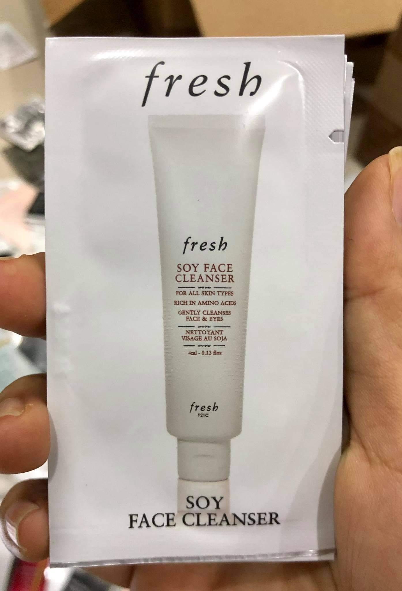 Bản mỹ sample sữa rửa mặt fresh soy face cleanser xuất xứ mỹ 4ml