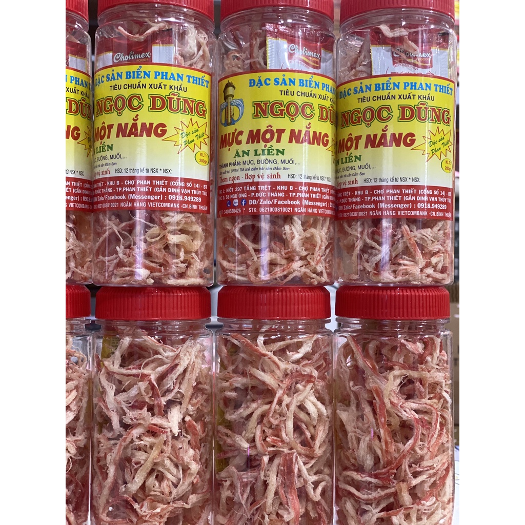 Mực xé sợi một nắng nướng là món ăn ngon của shop đặc sản biển phan thiết ngọc dũng; hộp 200 gram. hsd 12 th