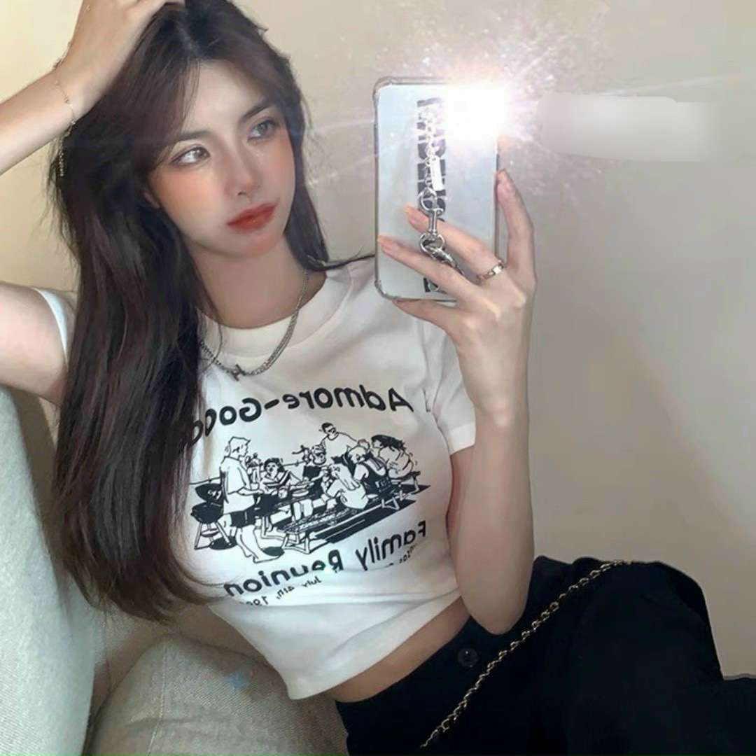Áo thun nữ croptop tay ngắn in chữ admore - goobecực xinh pc