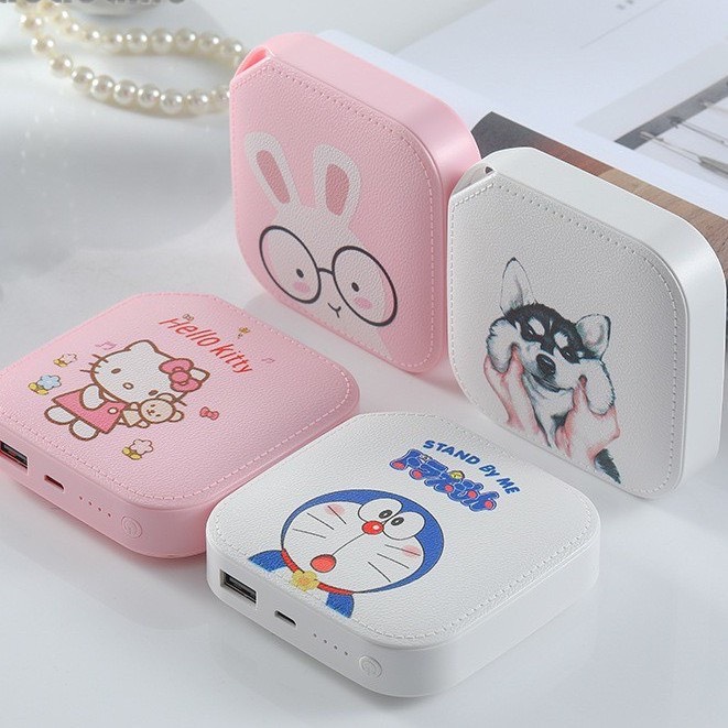 Sạc dự phòng siêu cute - doremon - hello kitty