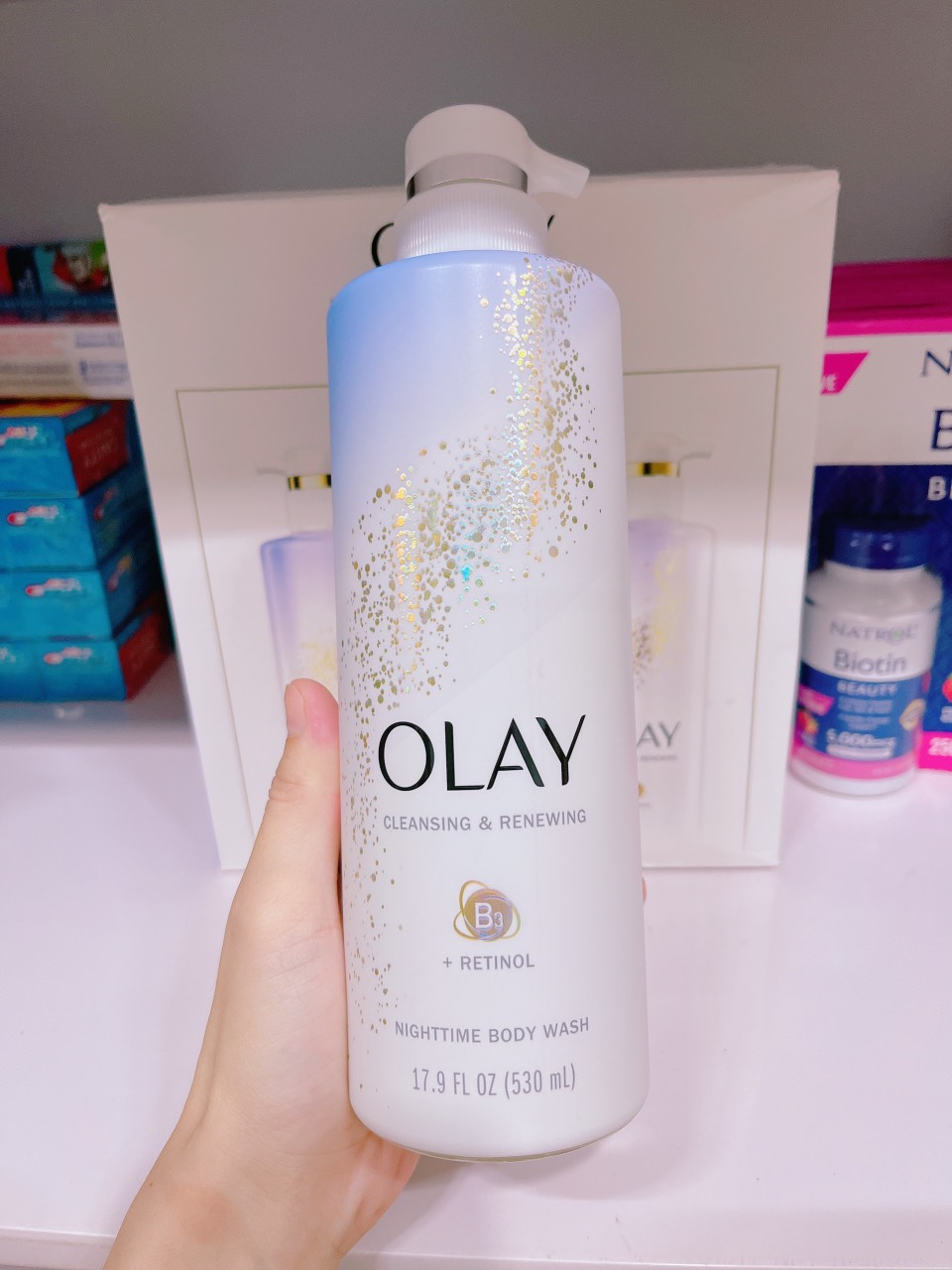 Sữa tắm trắng da giảm thâm Olay-Retinol