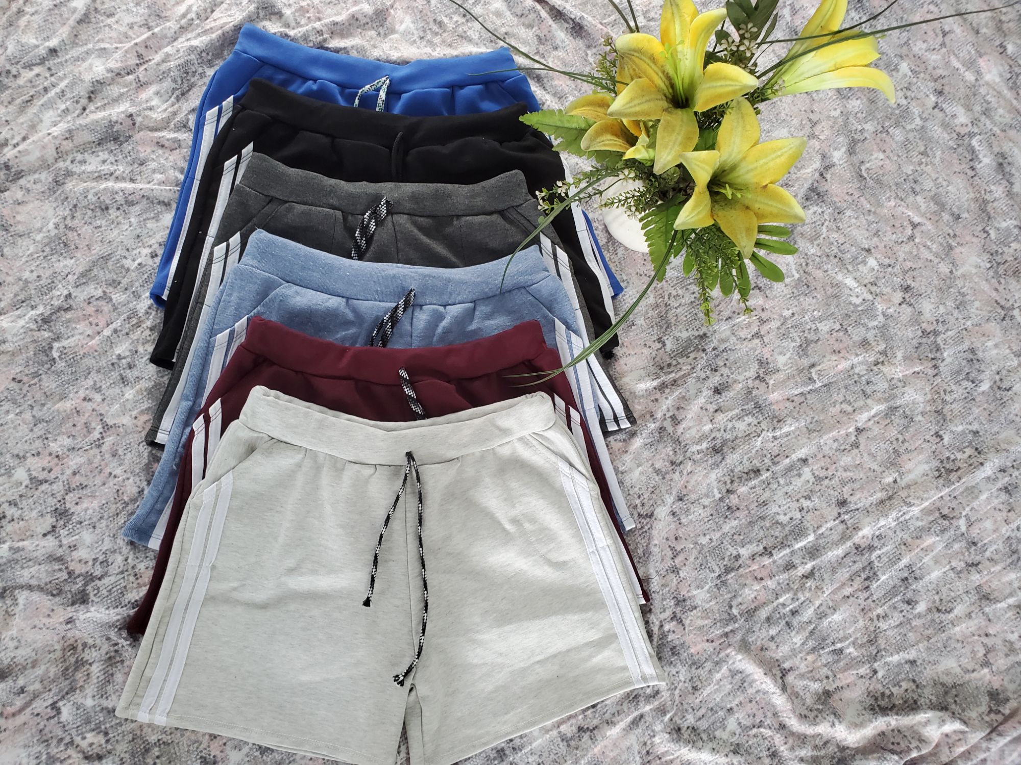 Mua từ 3 quần thì miễn phí vận chuyển - Quần Sooc thể thao nữ sọc, kiểu dáng Hàn Quốc, thể thao cực đẹp