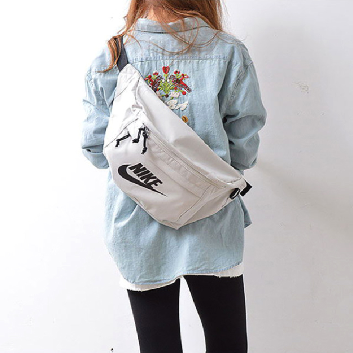 Túi đeo chéo bao tử siêu to khổng lồ thời trang Hip Pack