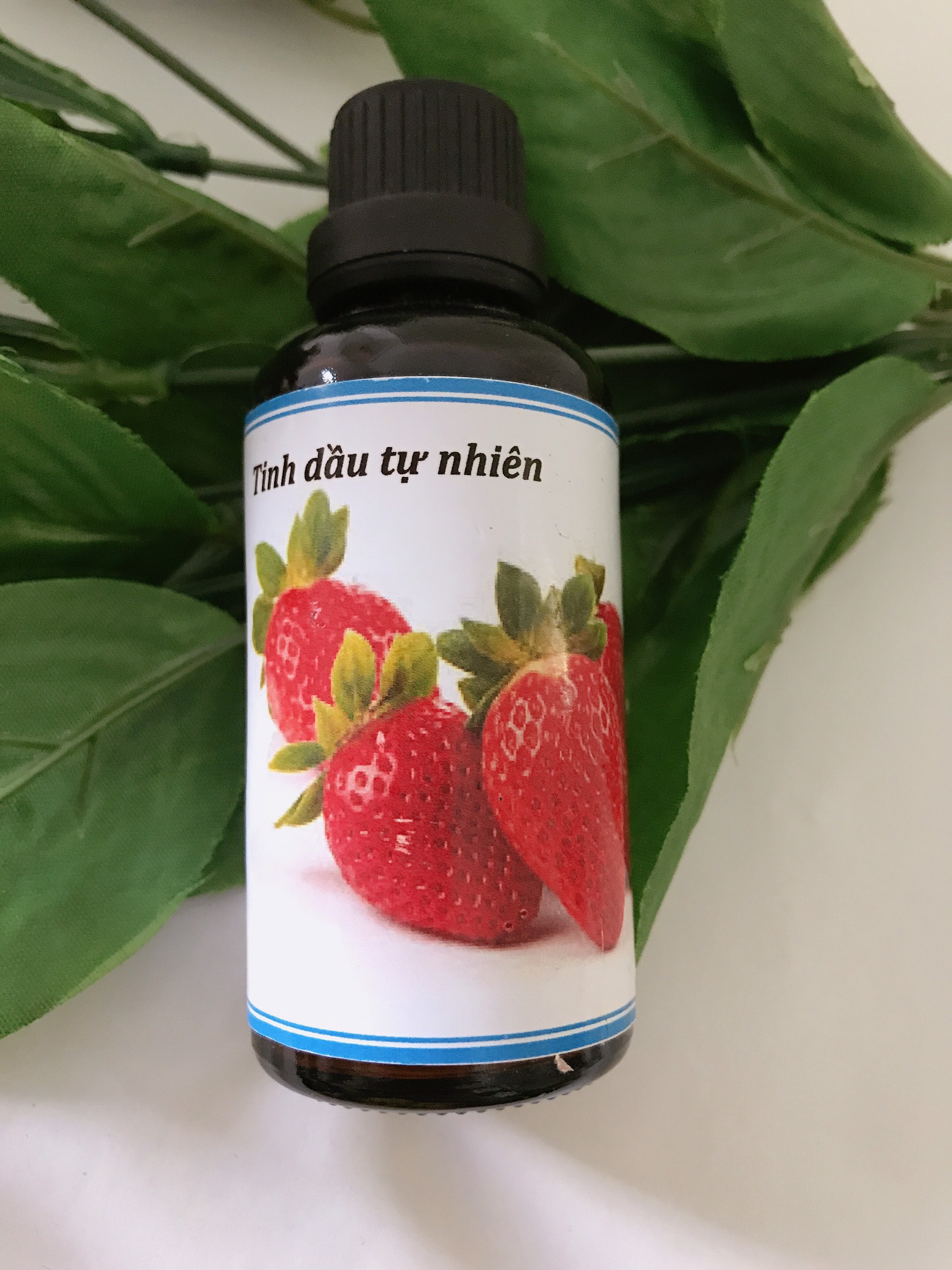 Tinh dầu tự nhiên hương Dâu Tây lọ 100ml