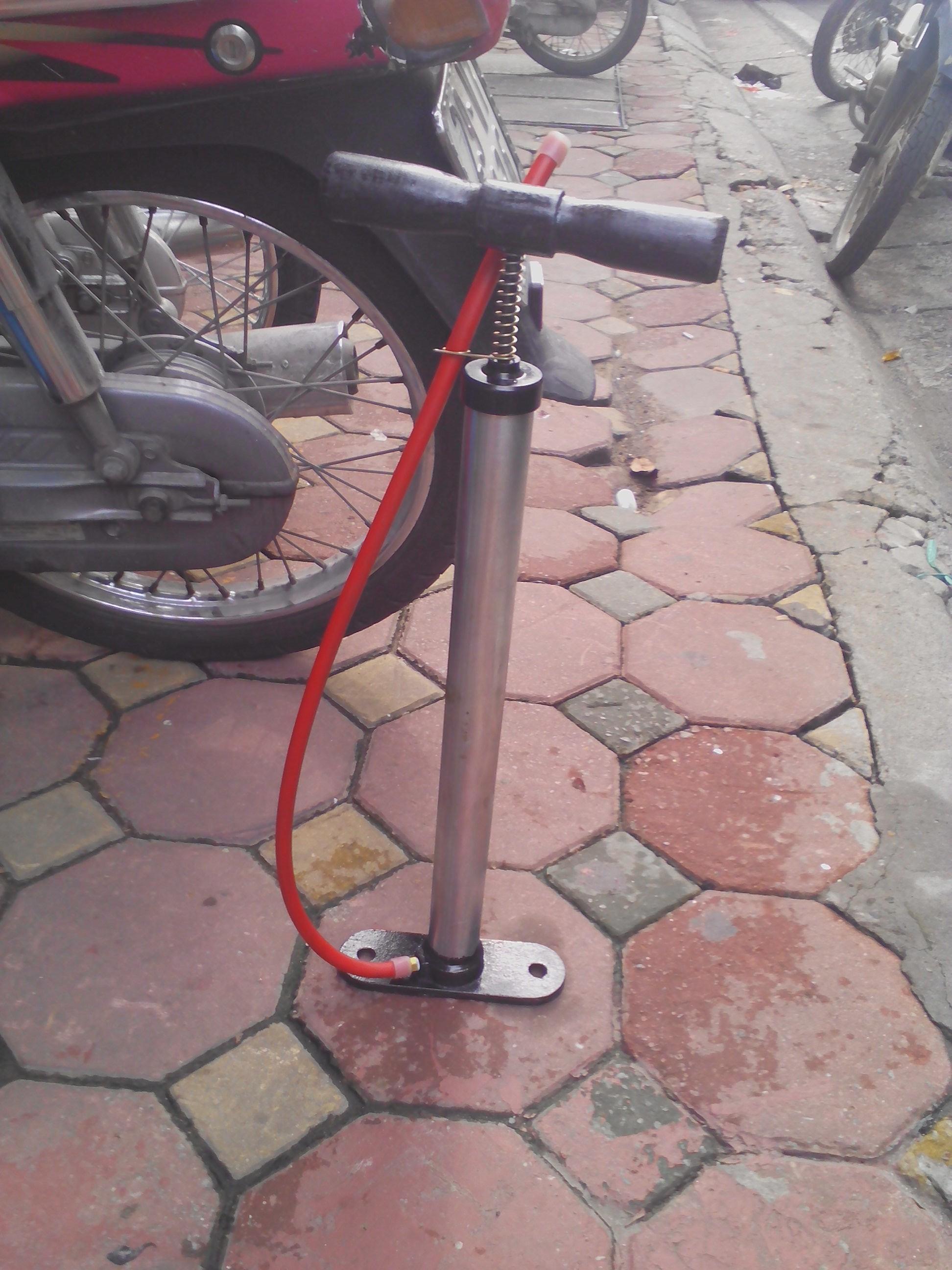 Bơm bánh  xe đạp , xe máy , các loai xe cần  bơm  hàng  viêt Nam  hàng siêu sịn và siêu bền - b65cm 0969216537