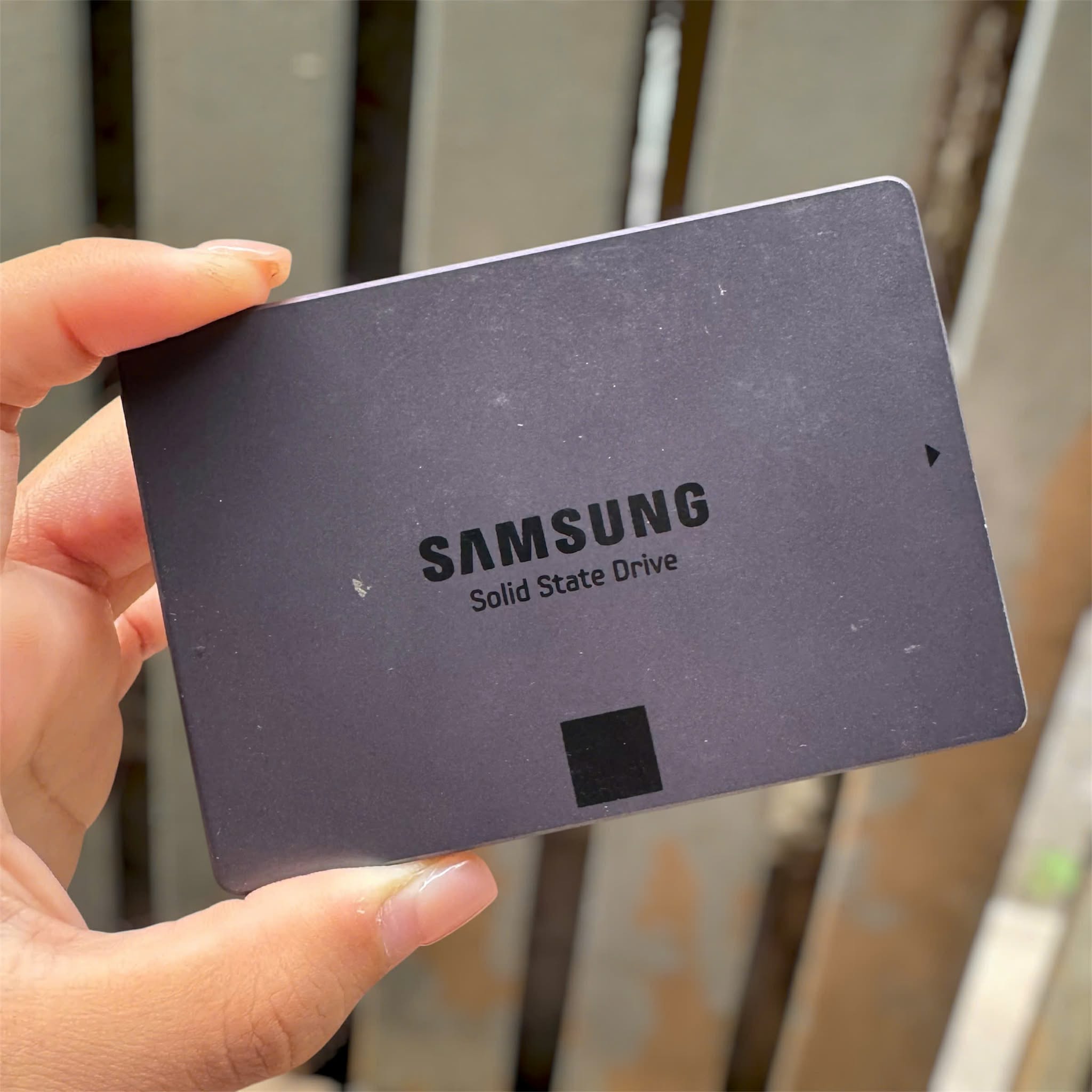 2.5 Ssd Hard Drives Used Products from Many Brands to Choose From, High Speed, Good Health, 85-95% Condition Giá 1,300,000 Đồng*Miễn phí vận chuyển
