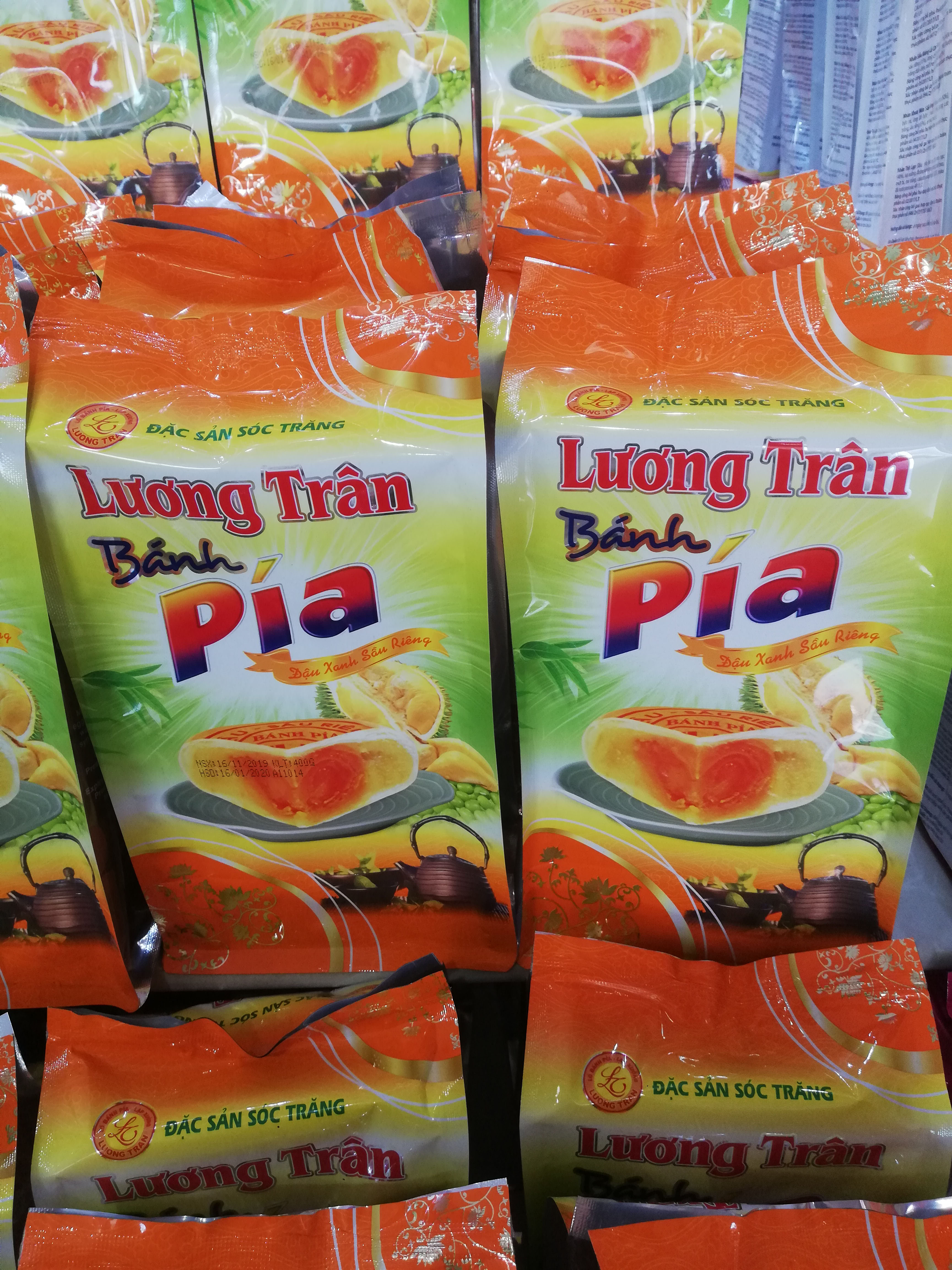 Bánh pía đậu xanh sầu riêng 400gram
