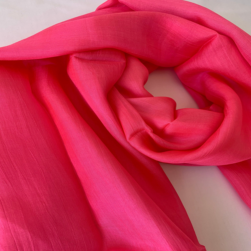 Khăn quàng cổ lụa tơ tằm trơn màu hồng, 100%silk, hàng thủ công chất lượng cao