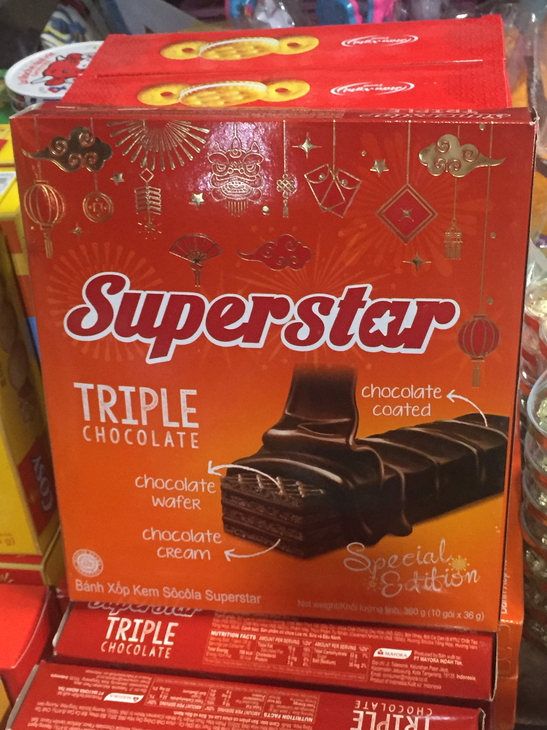 Bánh xốp kem socola supperstar 360g
