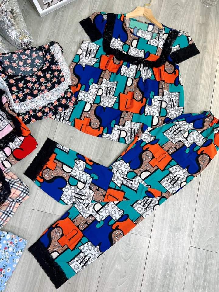 Bộ pijama lụa phối viền ren in hình hoạ tiết freesize dưới 57ky
