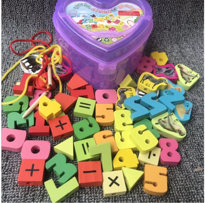 Đồ chơi xâu chữ số 0-10 pha trộn hình con vật , thú vật