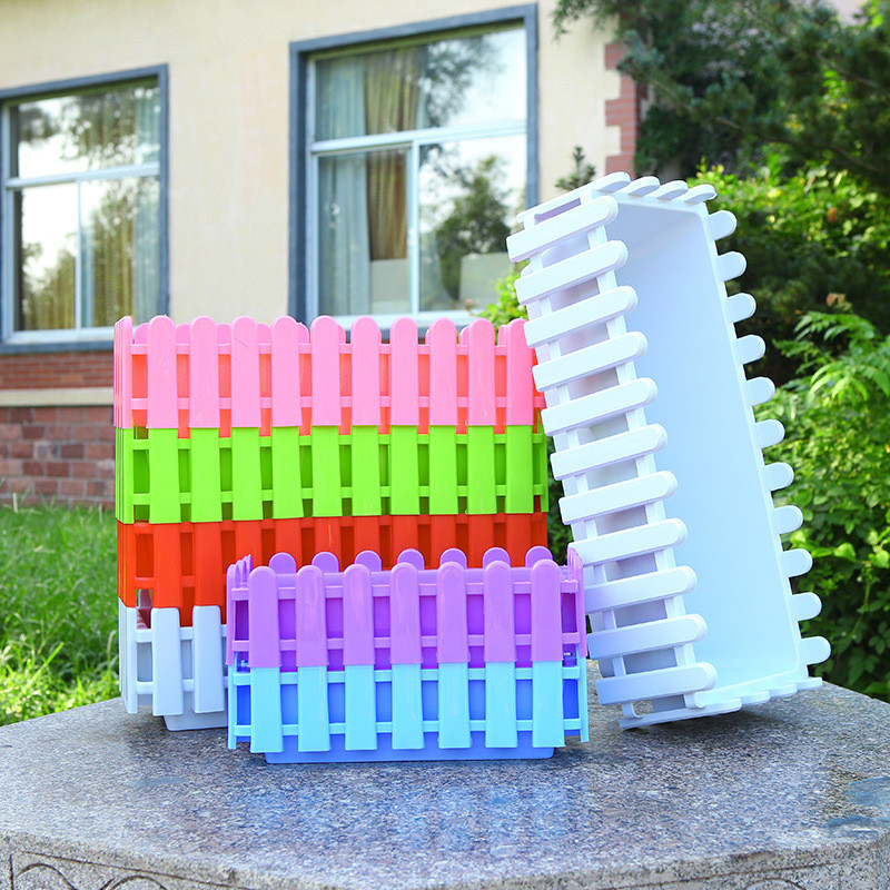 Chậu nhựa hàng rào kèm xốp cắm cây giả( trồng cây thật đều được)