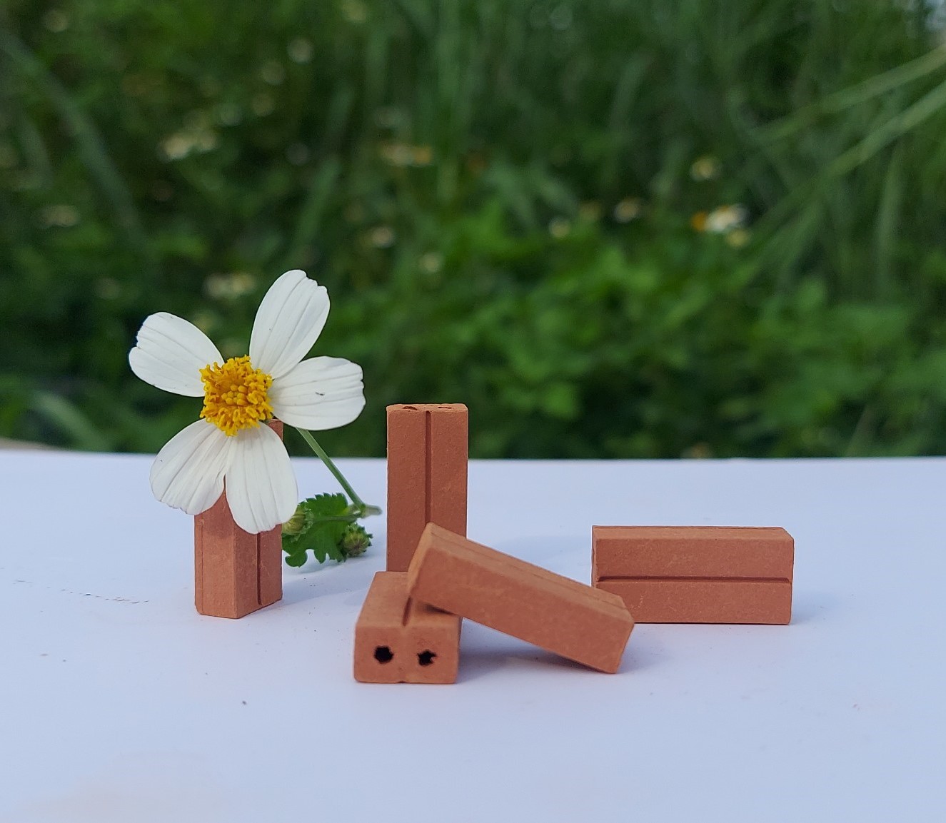 100 - 1,000 viên - gạch ống 2 lỗ mini 20x10x5mm - gạch đất sét nung làm mô hình, tiểu cảnh.
