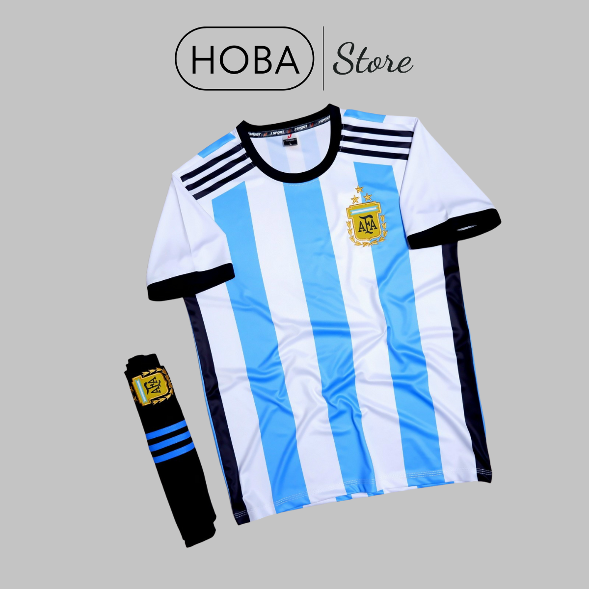 Được trang bị những màu sắc và họa tiết độc đáo, chiếc áo bóng đá Argentina này sẽ khiến bạn say mê ngay từ cái nhìn đầu tiên. Áo đá banh có thiết kế hiện đại, kiểu dáng khúc xa, tạo cảm giác thoải mái và tạo động lực cho người mặc. Hãy cùng tìm hiểu thêm về chiếc áo này để hiểu rõ hơn sức hút của nó!