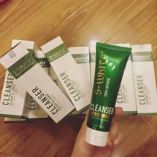 Sữa rửa mặt tinh chất lựu nha đam swhite