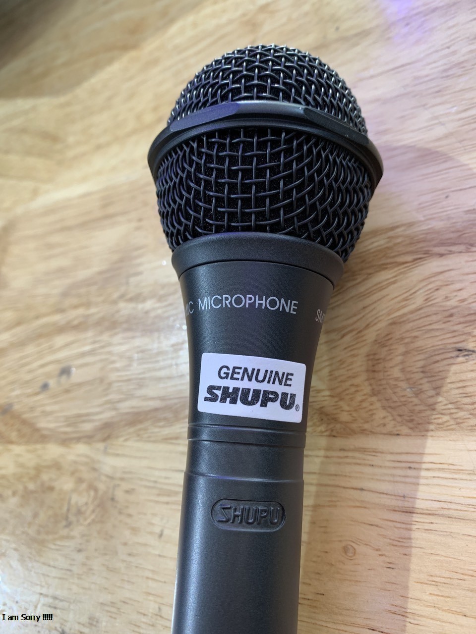 Micro karaoke có dây shupu 959