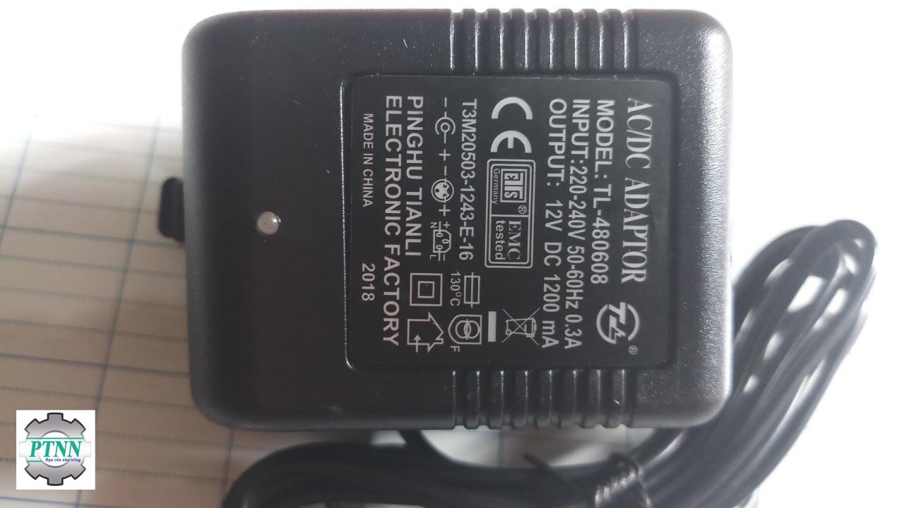 Cục sạc 12v 12ah - cục sạc cơ