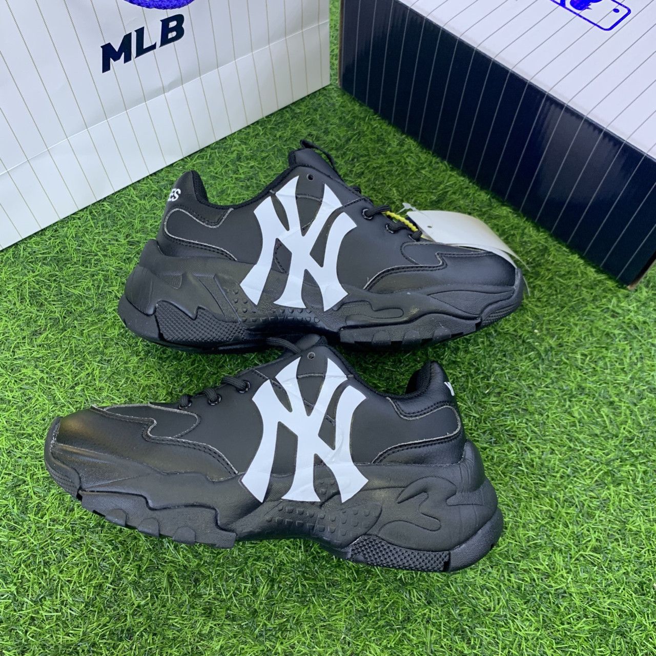 Korean authentic MLB dad shoes womens shoes new NY Yankees big standard  ins mens shoes heightening casual sports shoes  Lazada PH