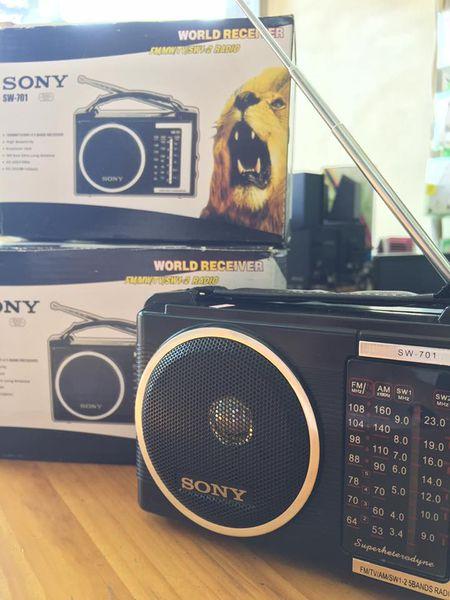 Đài FM radio Sony SW-701