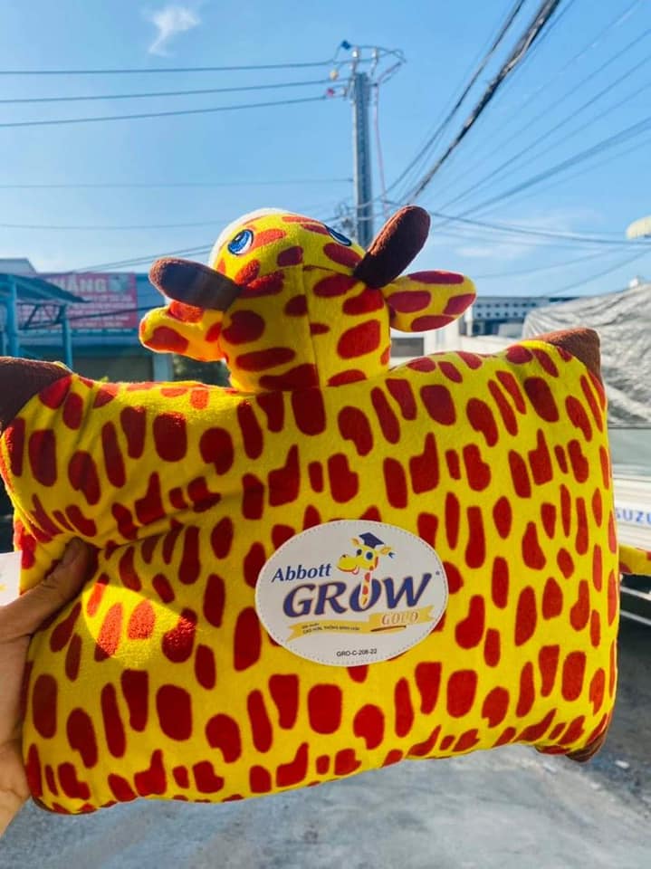 Gối đi xe máy cho bé hươu cao cổ Grow gối kê đầu cho bé đi xe máy giá rẻ