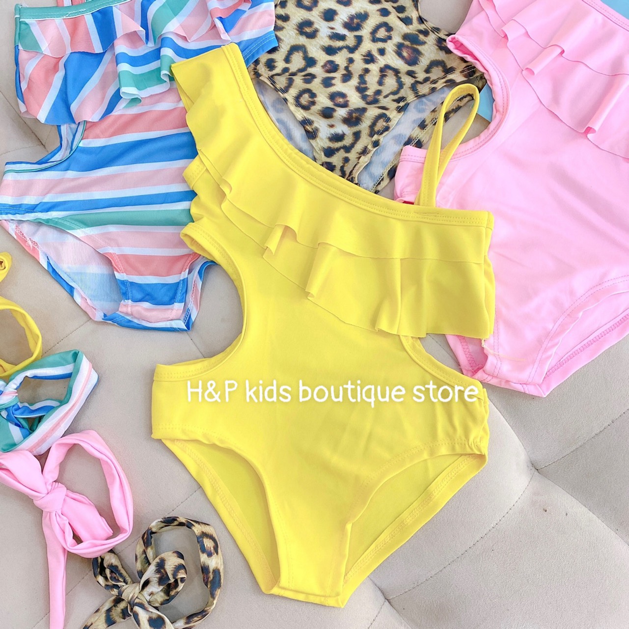 Đồ bơi bikini bé gái kèm băng đô xinh xắn 8/20kg