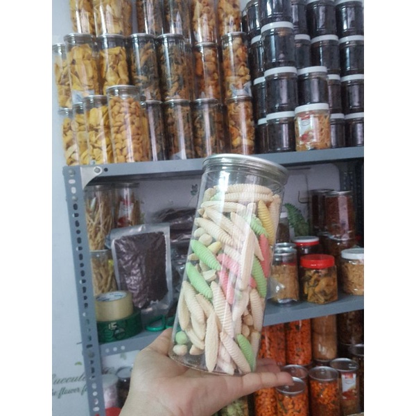 Bánh men con sâu