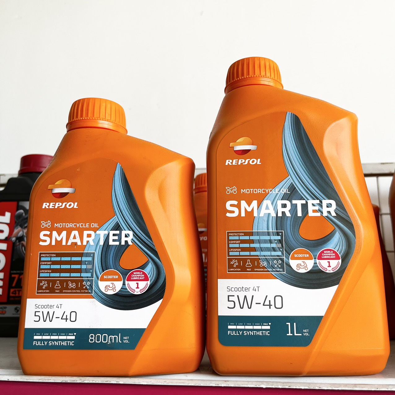 Nhớt Xe Ga Repsol Smarter Scooter 5w40 0.8L/1L (nhớt Repsol cho xe tay ga), Chính hãng nhập khẩu Tây Ban Nha