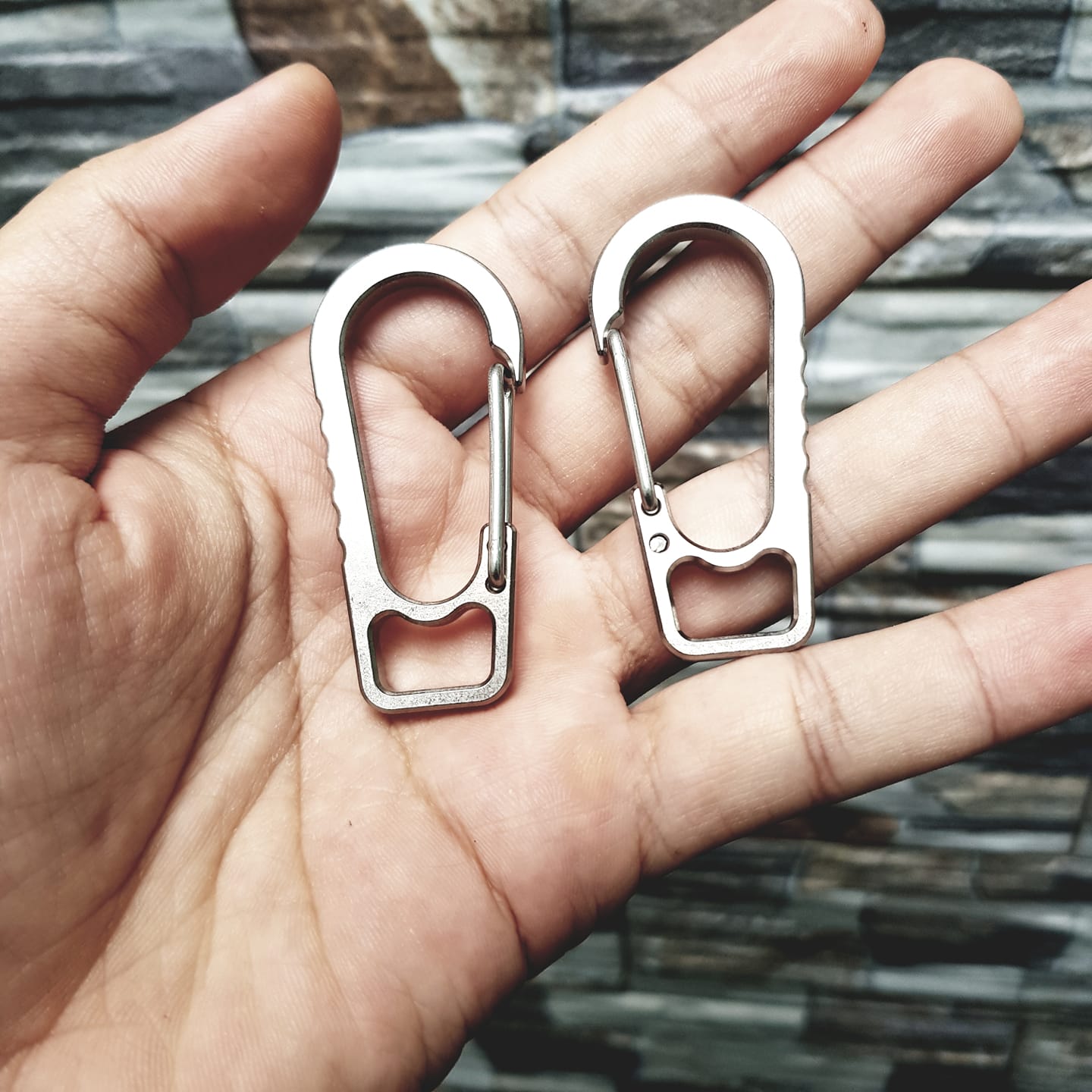Móc khóa Titanium kiểu dáng basic kích thước 5cm/3cm