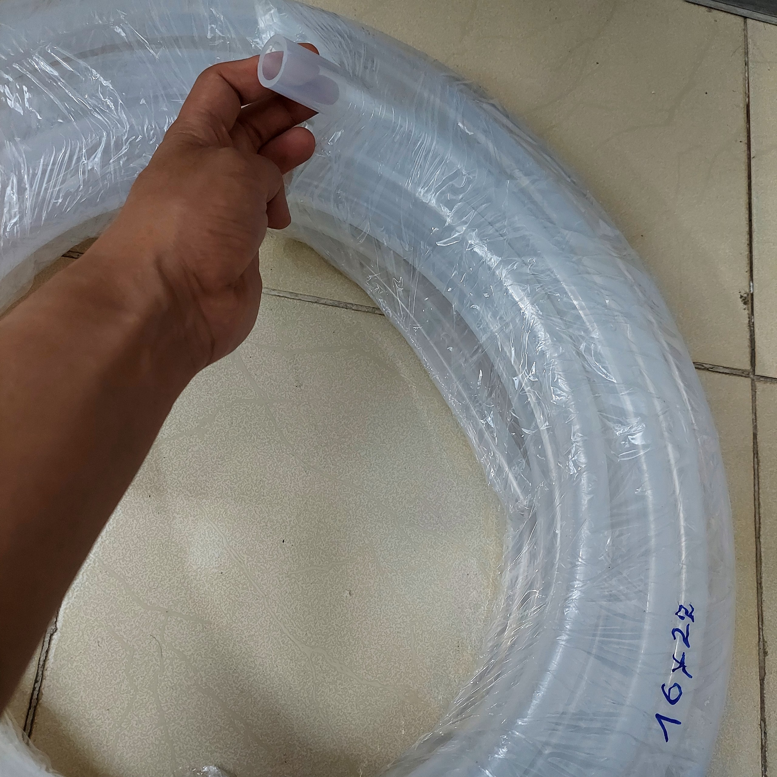 Ống silicon ống silicone phi 16 đường kính 16x22mm, 16mmx22mm trong suốt cấp thực phẩm