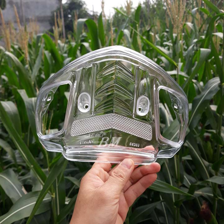 Chụp hậu màu trắng cho wave 110