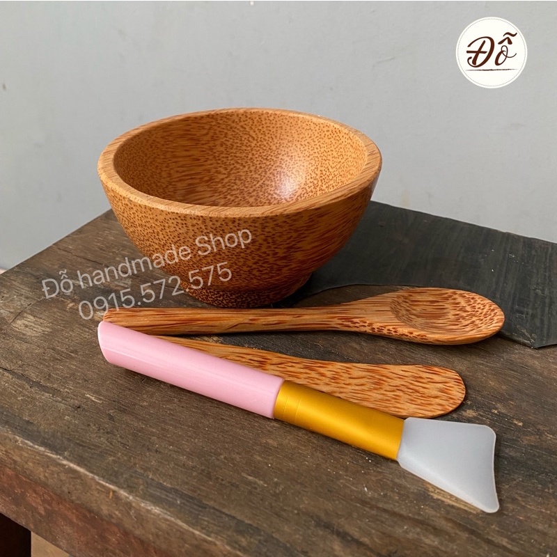 Bộ chén cọ 4 món : chén dừa lớn dk 115cm+muỗng gỗ+ cây trộn+ cọ silicon hồng