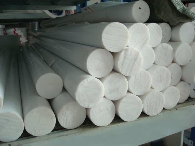 Nhựa POM dùng gia công cơ khí phi tròn đặc đường kính D15x1000mm. Xuất xứ : Hàn Quốc.