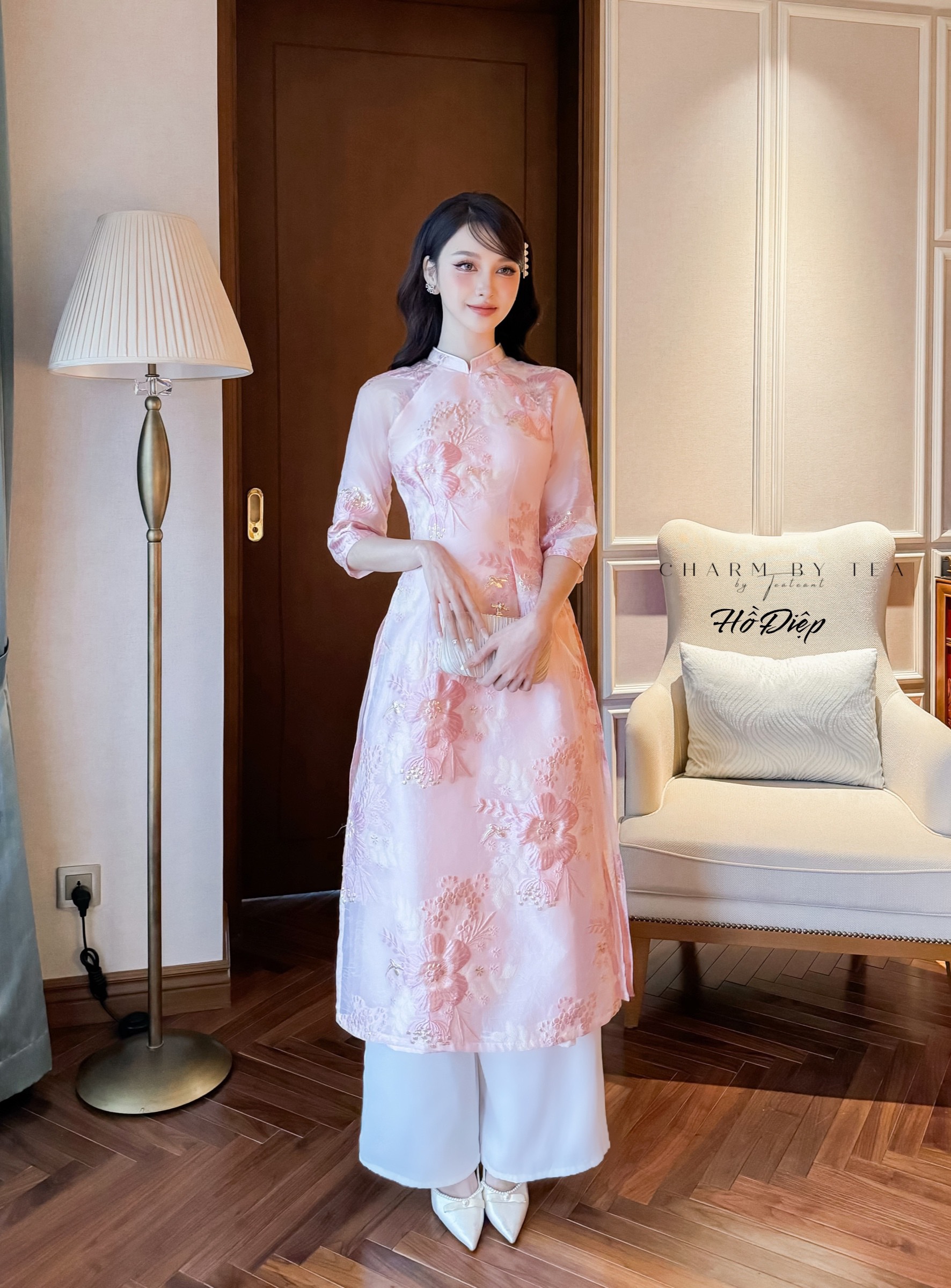 Áo dài thiết kế charm by tea: hồ điệp set