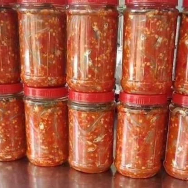 mắm cá cơm nguyên con Huế