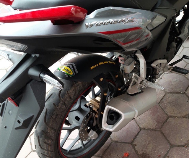 dè chắn bùn winer x