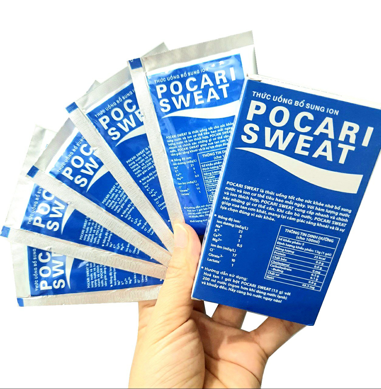 CÓ VIDEO. Date 3/2026/HỘP 5 GÓI BỘT POCARI SWEAT BÙ NƯỚC, BÙ ION ĐIỆN GIẢI TỪ NHẬT