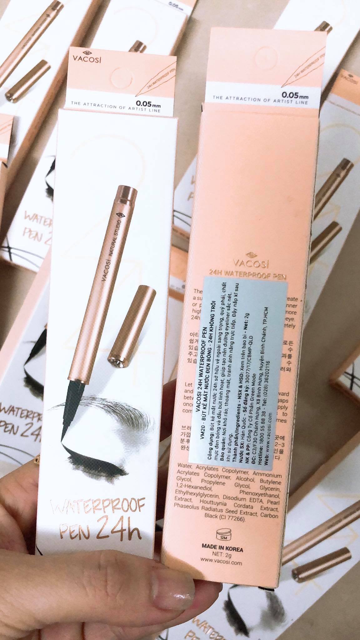 [HCM]BÚT KẺ MẮT NƯỚC ĐEN BÓNG - 24H KHÔNG TRÔI (ROSE GOLD)