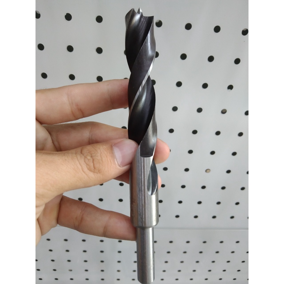 Mũi khoan gỗ 16li total tac131601